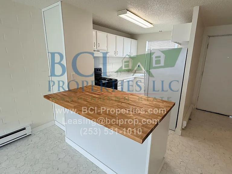 8624 Pacific Ave — Photo 6