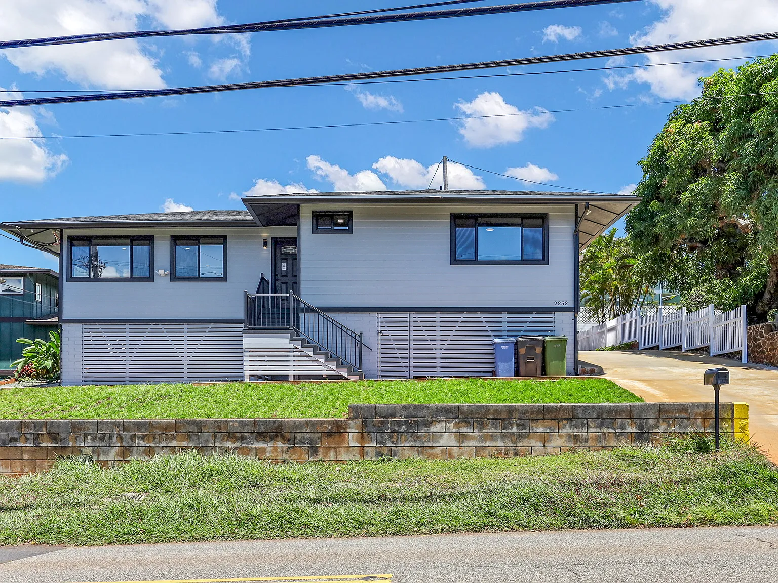 4 bed, 1420 sqft, $5,800 — Photo 1