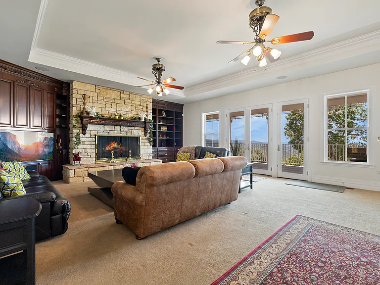 16555 Charles Otter Dr — Photo 33