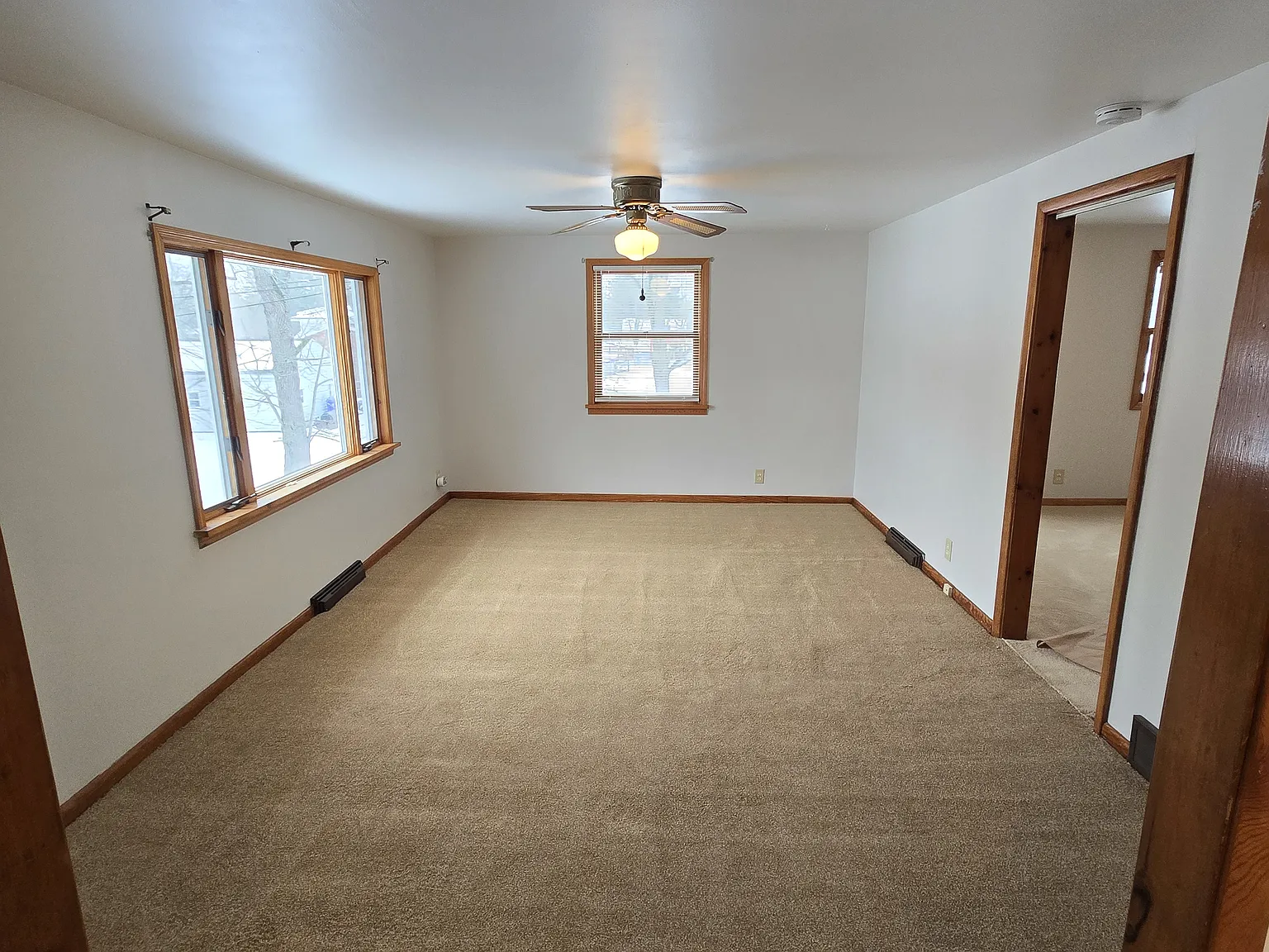 2 bed, $1,580 — Photo 3