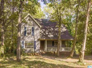 733 Bluewood Dr SE, Huntsville, AL 35802