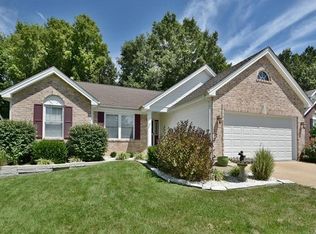 1378 Briar Creek Dr, Saint Charles, MO