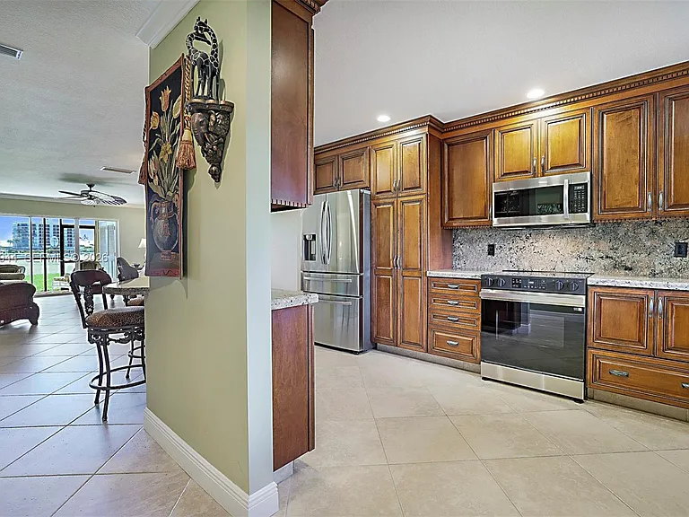 100 Intracoastal Pl #102 — Photo 17