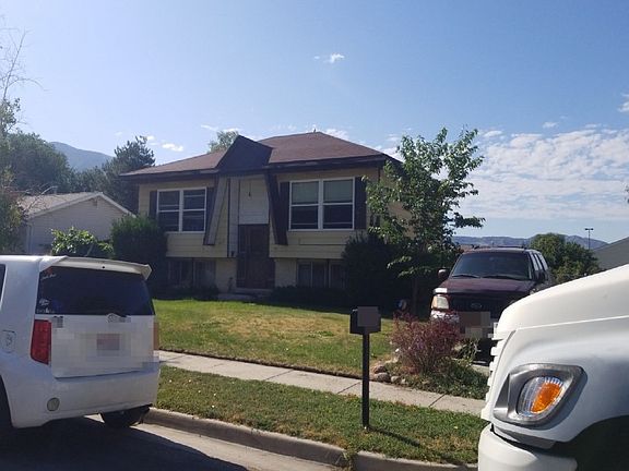 2nd image of 868 E Hollyhock Ave
