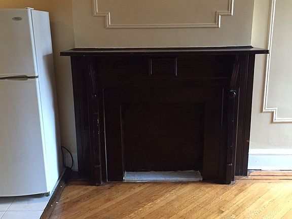 4th image of 126 New York Ave APT 9