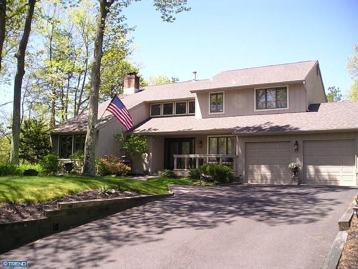 1st image of 53 Chippenham Dr