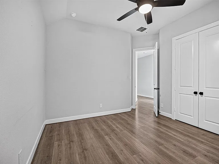 2600 Golden Palms Ln — Photo 21