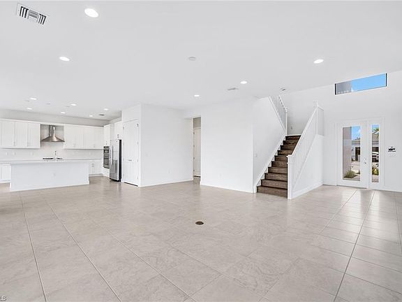 4th image of 20459 Fair Oak LN