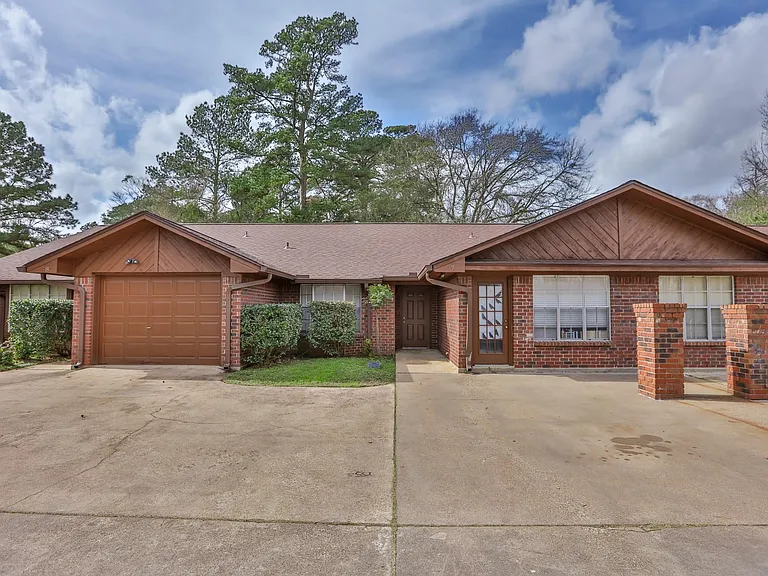 2904 Old Houston Rd #1 — Photo 3