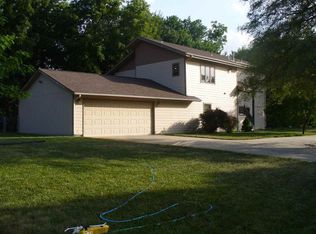 315 Morningside Ln, Newton, KS 67114