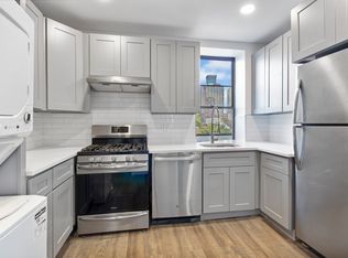 205 4th St APT 3, Jersey City, NJ 07302