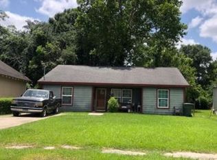 3232 Brandon St, Beaumont, TX 77705