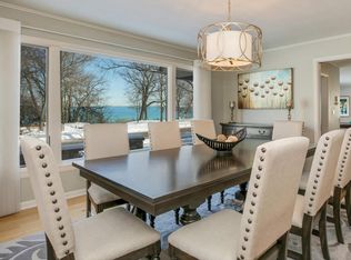 5005 N Palisades Rd, Whitefish Bay, WI 53217