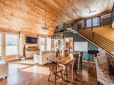 440 Honeysuckle Lane Rd, Bethpage, TN, 37022