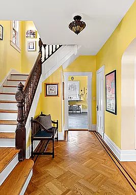 5th image of 465 E 21st St
