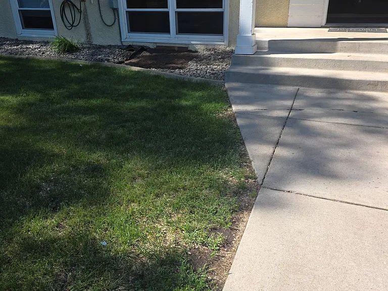 705 E 3rd St #3 — Photo 11