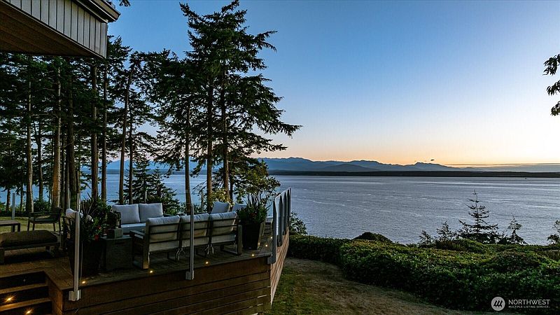 2nd image of 3156 Smugglers Cove Road