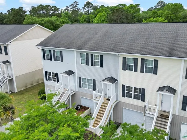 322 Laurel Oak Lane, Savannah, GA 31404
