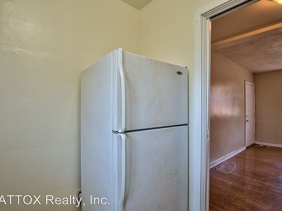 5th image of 648 E Park Ave APT 15