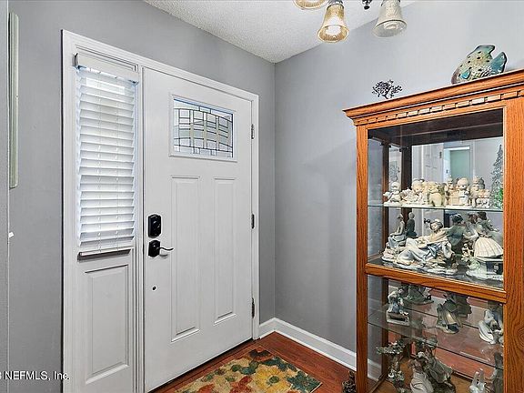 3rd image of 5370 SIDESADDLE Drive