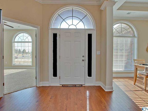 3rd image of 7403 Cobblefield Dr SE