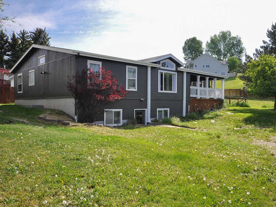 1st image of 3157 Lamoreux Ln
