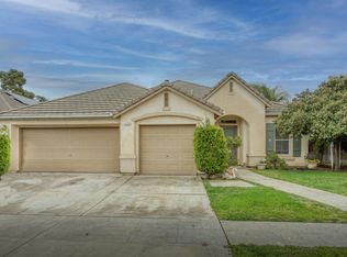 1970 Serena Ave, Clovis, CA 93619