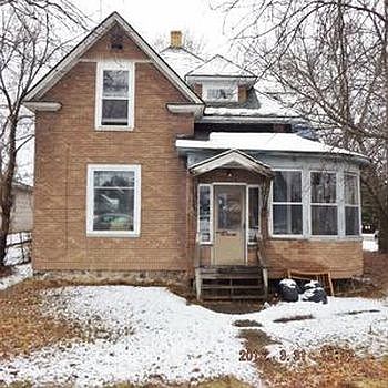 1st image of 115 Cherry St