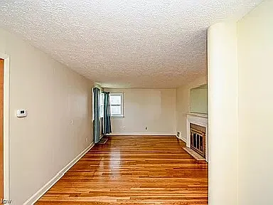 2 bed, 1265 sqft, $1,400 — Photo 3
