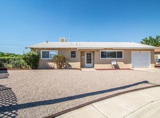 300 Canadian Cir, Aztec, NM 87410