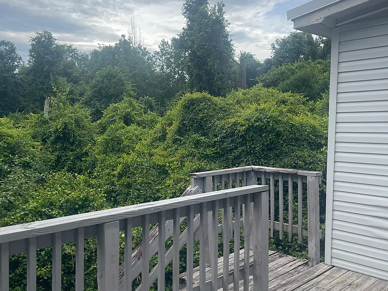 1320 Burgess Dr #1320 — Photo 14