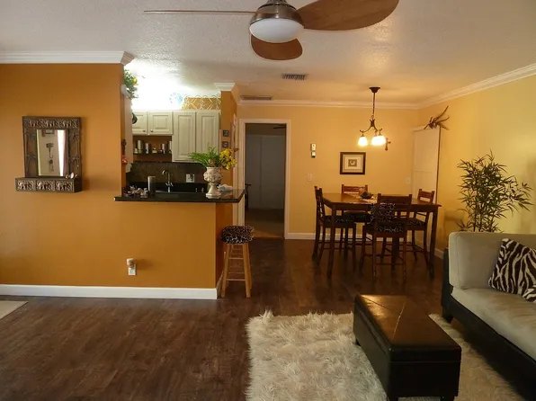 30 Crossings Cir APT B, Boynton Beach, FL 33435