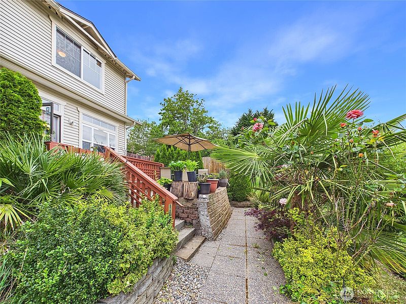 4th image of 1108 S 207th Street