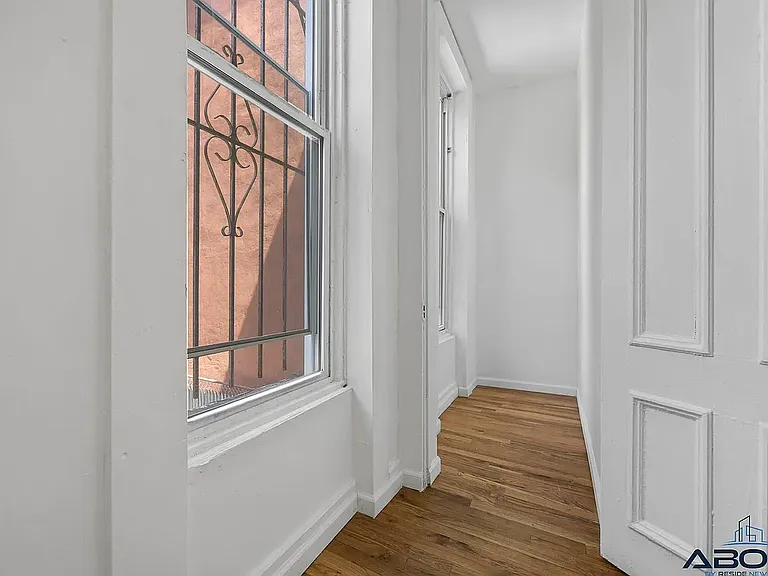 297A Pulaski St #2A — Photo 6
