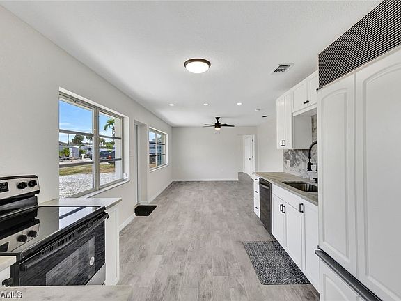 4th image of 191 Hibiscus Dr