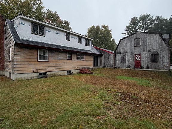 2nd image of 17 Howe St
