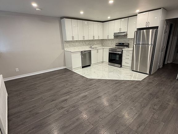 2nd image of 180 Vaughan Rd #101