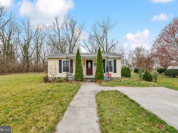 219 Josephine St, Berryville, VA 22611