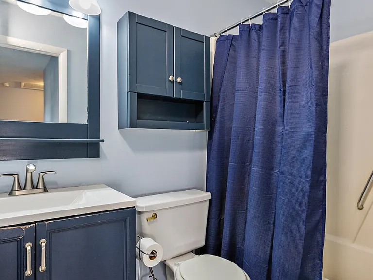 735 W Ocean View Ave #B — Photo 8