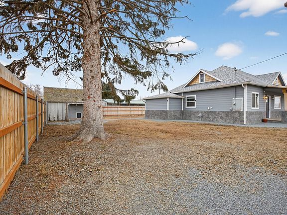 4th image of 1545 3rd St