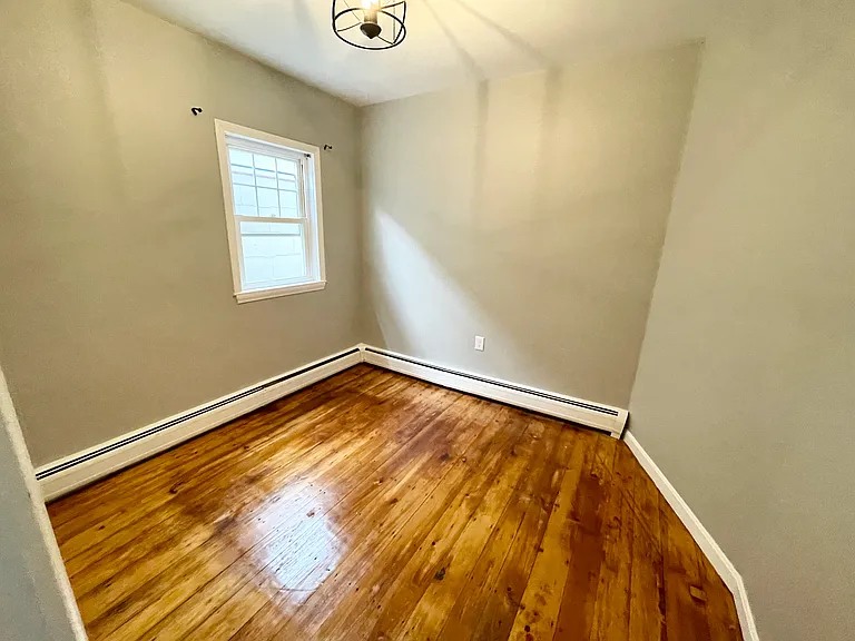 29 Falcon St #2B — Photo 7
