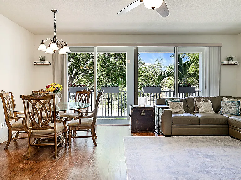 3414 W Mallory Blvd — Photo 3