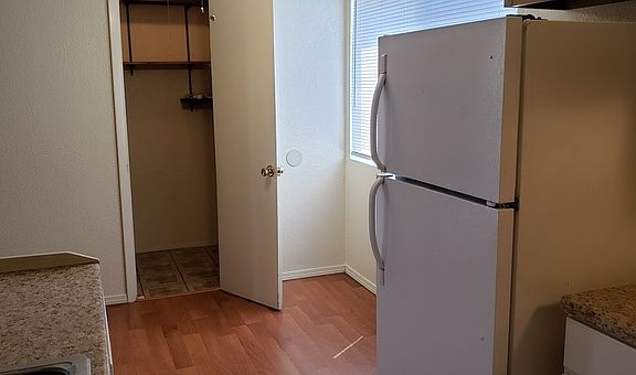 5th image of 3512 Lafayette Dr NE APT D