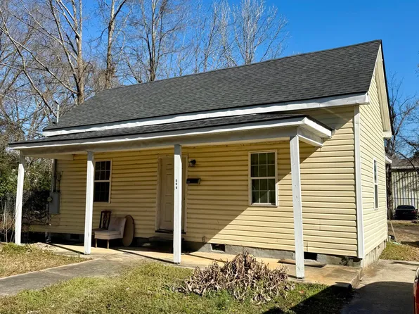 609 Academy Street E, Wilson, NC 27893