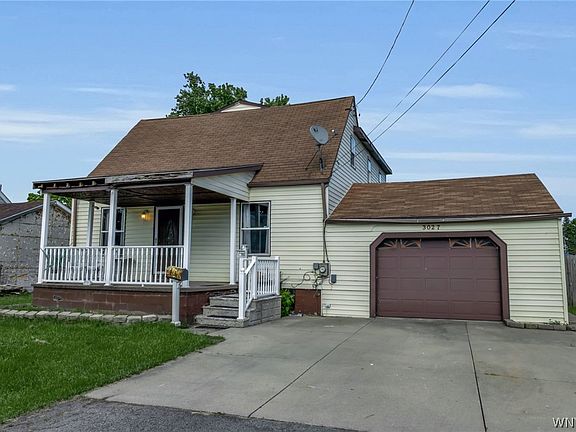 2nd image of 3027 Petroleum St