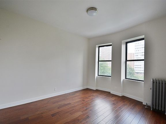 4th image of 530 W 123rd St APT 8