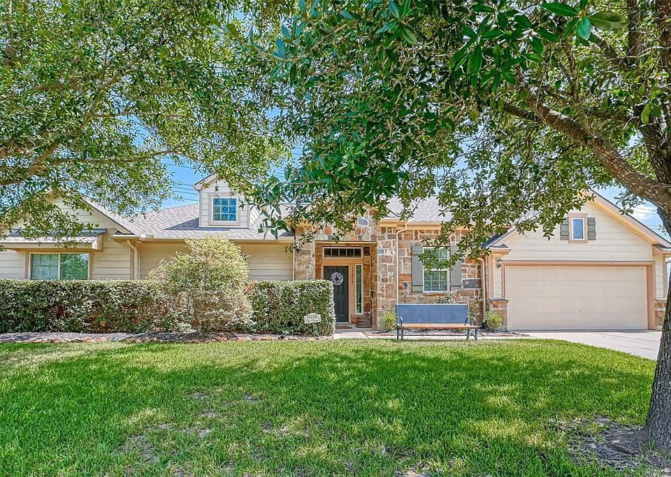 1st image of 11206 Crestbrook Park Ln