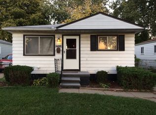 27134 Winslow Ave, Warren, MI 48092