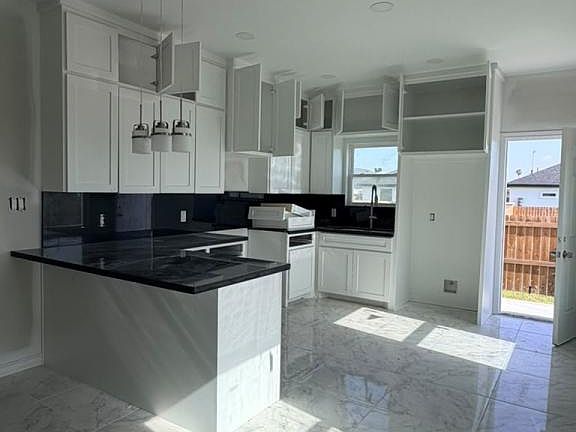 4th image of 2101 Cassandra St