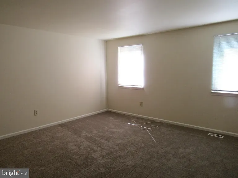 244 Florence Dr — Photo 13